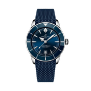 Quadrante verde con indici luminescenti e datario a finestrella del Breitling Superocean Heritage B31 Automatic 42 AB3111161C1S1.